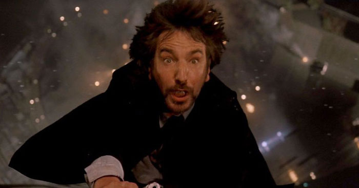 In Die Hard, Alan Rickman’s Petrified Expression While Falling Was Completely Genuine. The Stunt Team Instructed Him That They Would Drop Him On The Count Of 3 But Instead Dropped Him At 1