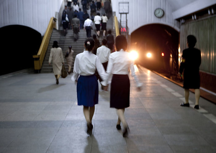 El metro de Pyongyang es el más profundo del mundo porque también sirve como refugio antibombas