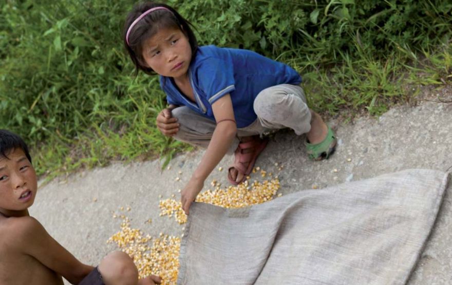 Kids In Begaebong Streets, Collecting Grains