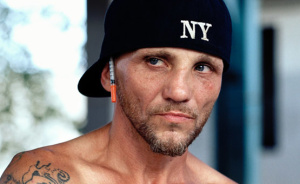 Photographer Reveals The “Addicted” Side Of The Streets Of Philadelphia, And It's Terrifying