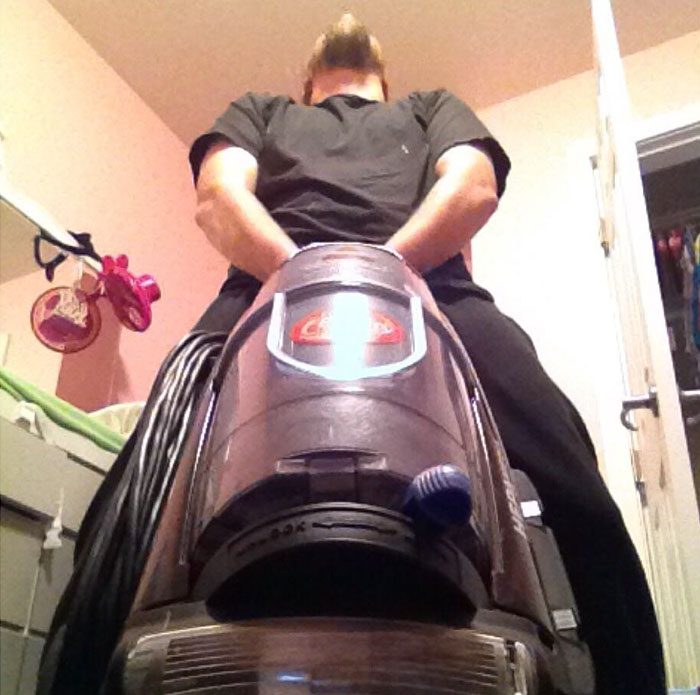 “my Wife Likes It When I Do Housework So I Sent Her These Pics While Shes At Work Hoping It