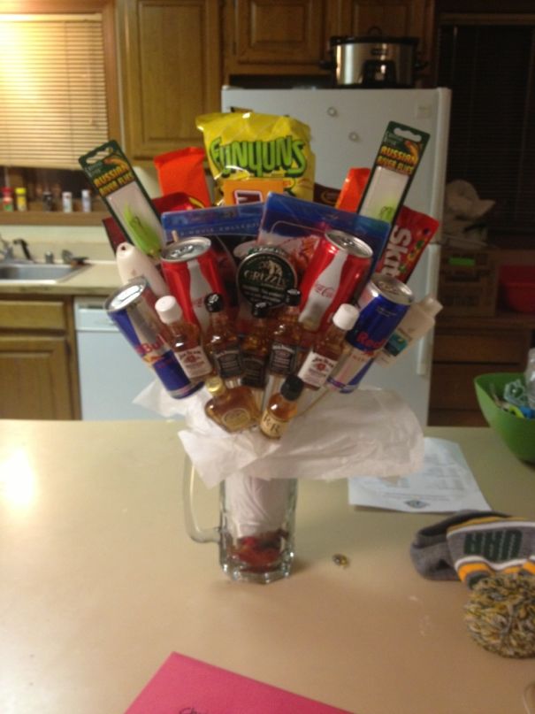 Sister Made This For Her Boyfriend. It's A "Bro"Quet