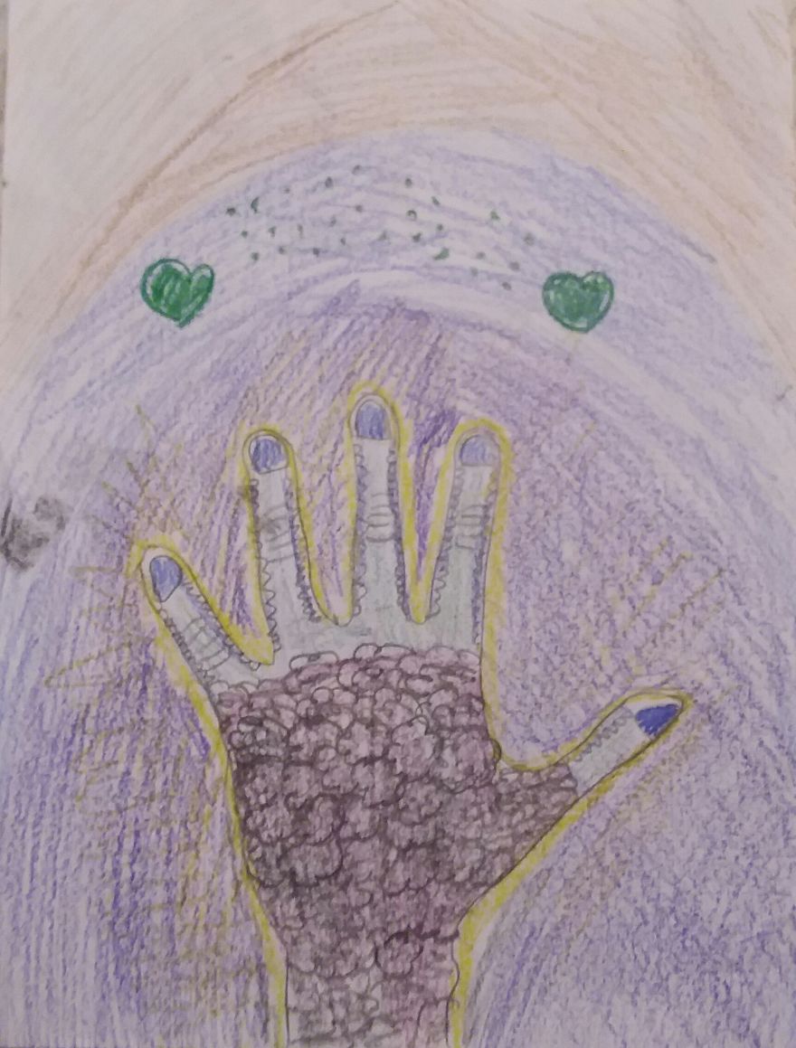 9 Year Old Girl Creates Amazing Drawings