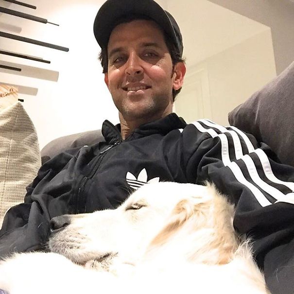 Bollywood Actors Adorable Pics With Their Pets
