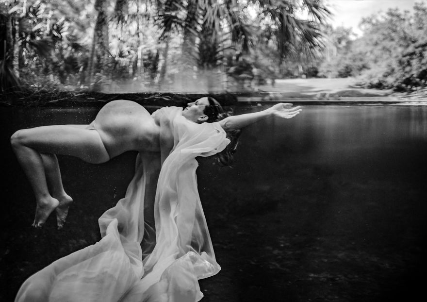Maternity Second Place. Melissa Benzel Of Benzel Photography – Serving Orlando, Florida – “Staying Afloat”