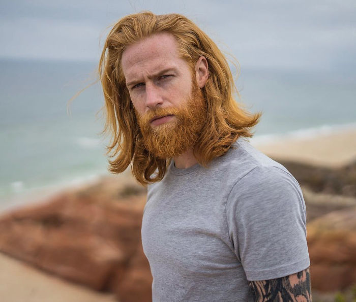 Barber Tells This Shy Insurance Man To Grow A Beard, And It Ends Up Transforming His Life 18