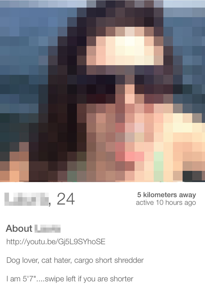Woman Tells Guys Shorter Than 5'7" To Swipe Left On Tinder, So This Guy Makes Her Regret It
