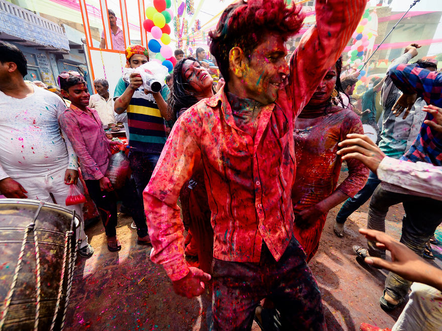 Beautiful Portraits Taken At The Holi Festival Of Colors In India