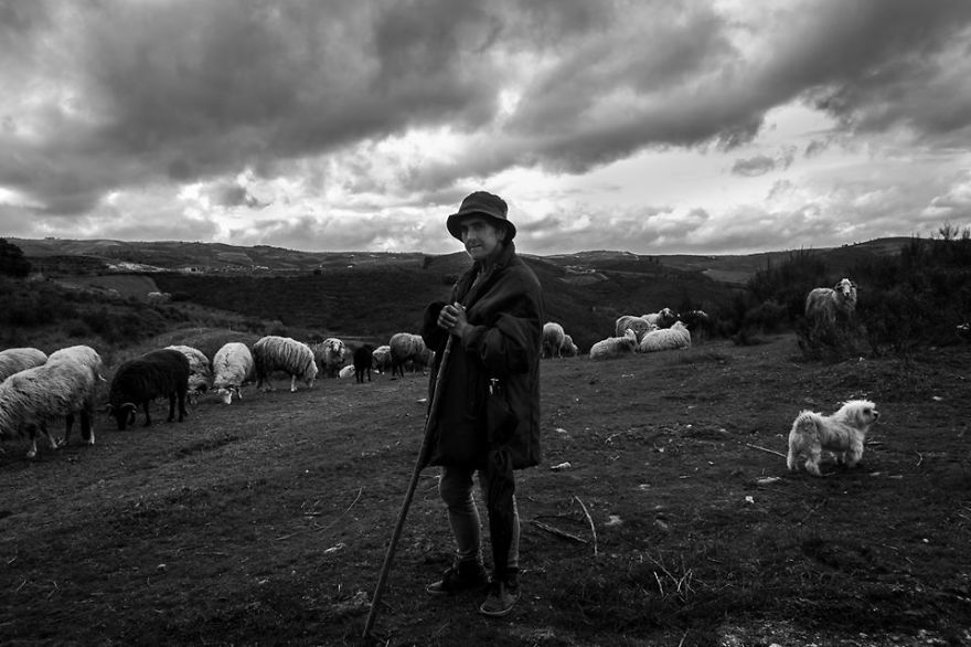 I Photograph The People Of The Hills