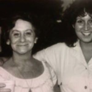 groovywoman10 avatar