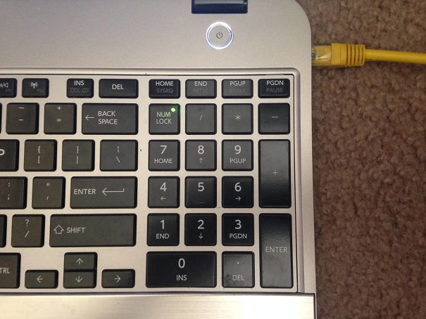 My Laptop's Number Pad Has The Black Dot Illusion