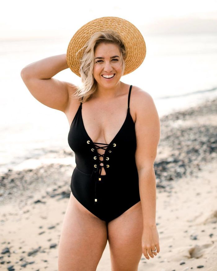 Trolls Tell 'Curvy' Woman She Does Not Deserve A '6-Pack' Husband, And Her Response Is The Best