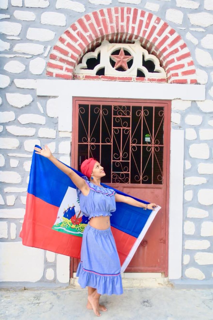 Cuban Girl Visited 100 Countries And Dressed Like The Locals