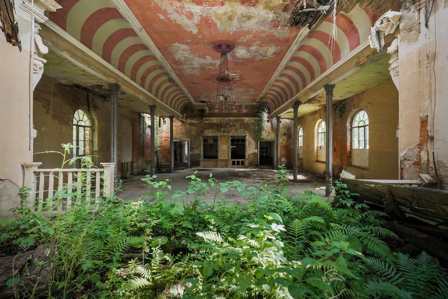 I Travel The World To Capture Amazing Pictures Of Nature Taking Back Abandoned Places