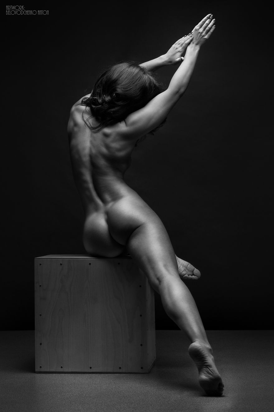 (Nsfw) Stunning Black And White Fine-Art Nude Photography ‘Bodyscape’