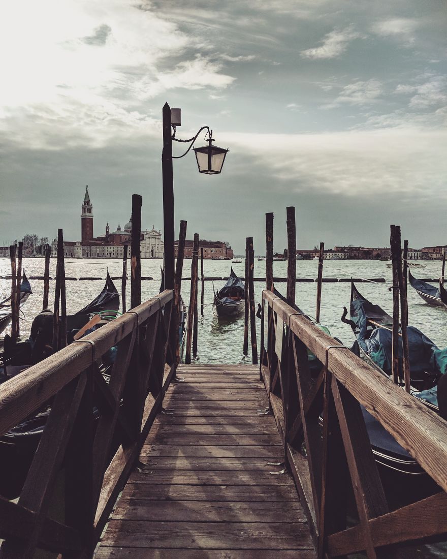 I Photographed The Unimaginable. A Completely Empty Venice.