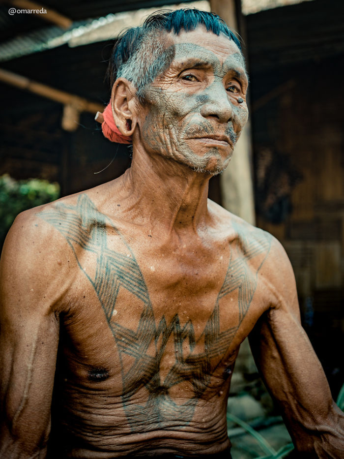 I Photographed The Last Headhunters Of The Konyak Tribe