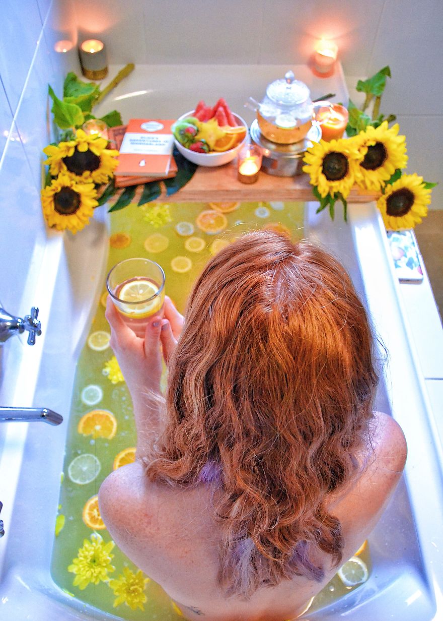 Having A Bad Day? Add A Bit Of Zest Into Your Life With This Citrusy Sunflower Bath