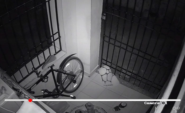 Guy Installs Secret Camera To Catch The Thief That Keeps Stealing His Things, Can’t Believe His Eyes
