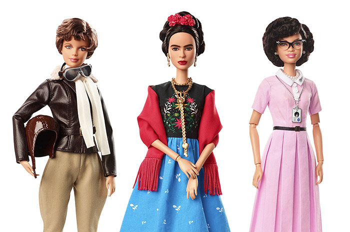 Barbie muestra 17 nuevas muñecas basadas en mujeres inspiradoras como Frida Kahlo y Chloe Kim