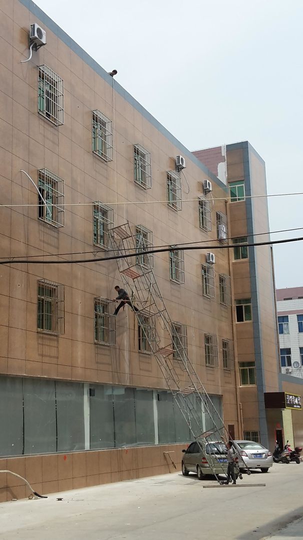 Chinese Health And Safety At Its Finest