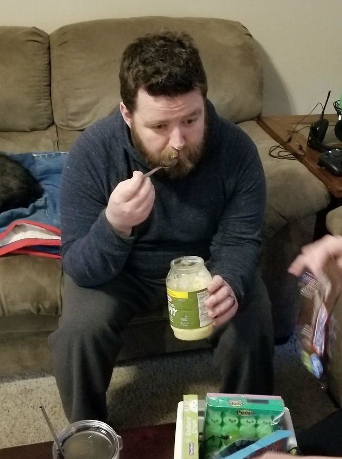 I Put Vanilla Pudding In A Mayonnaise Jar. My Kids Were Horrified As I Ate It While Watching Them Open Their Easter Presents