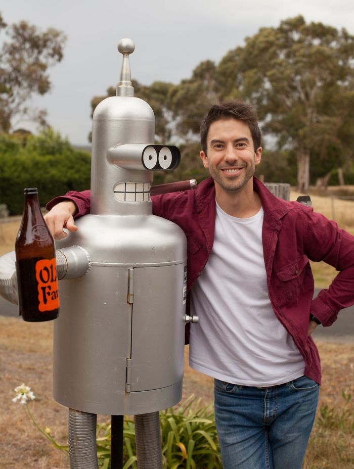 The Coolest Letterbox That Ever Existed. Past, Present Or Futurama