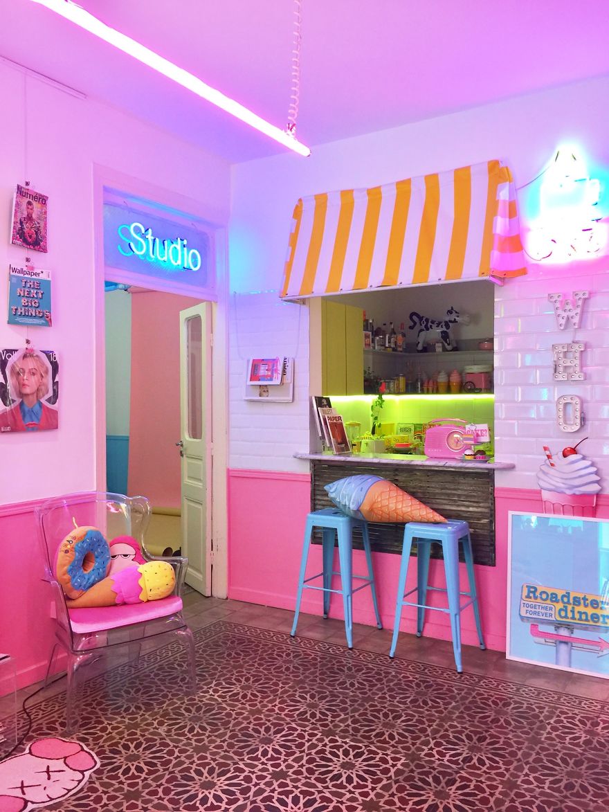 Candyfornia Pink Café In Beirut... For Unicorns Only