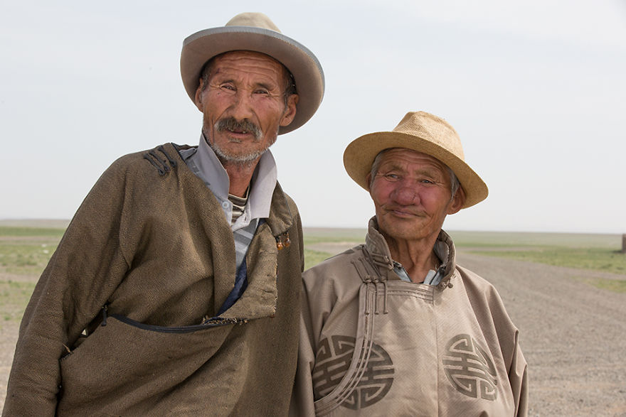 I Took Photographic Journey Through The Gobi Desert Of Mongolia