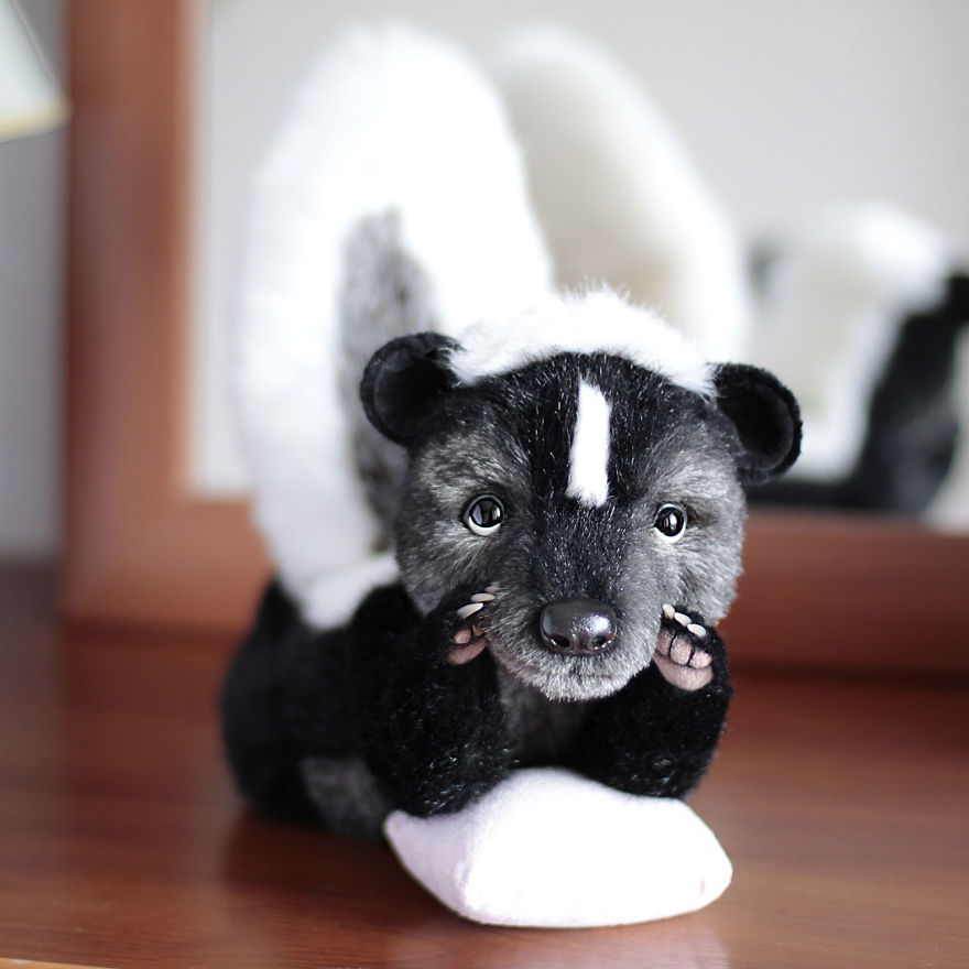 Handmade Stuffed Skunk From Oksana Zaklinskaya.