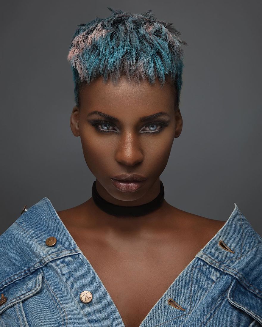 The Photographer Manages To Capture The Afro Beauty In Fantastic Hair