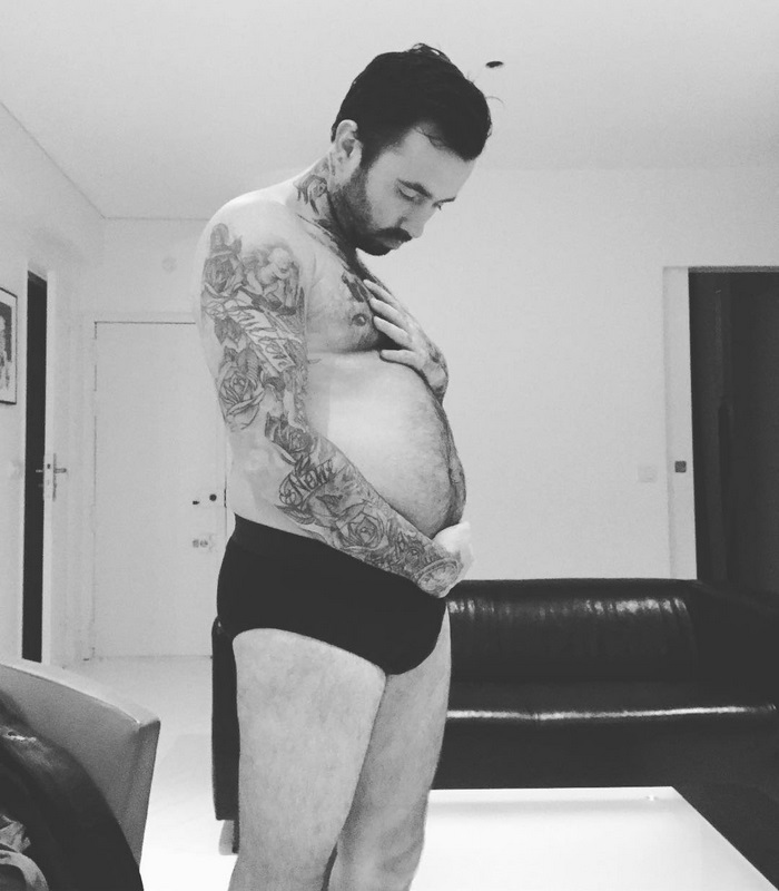beer-belly-pregnant-men-paternity-33