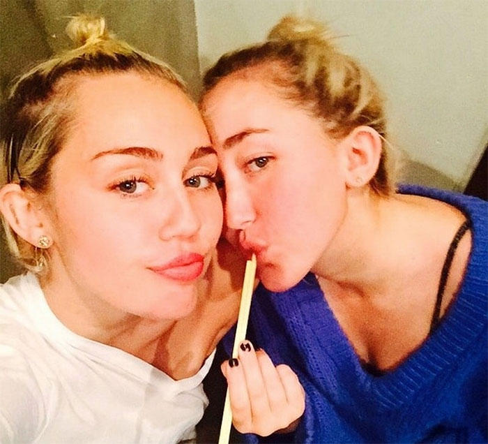 Miley Cyrus With Her Sister Noah