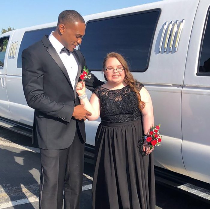 Pro Football Player Don Jones Took A Teen With Down Syndrome To Her Senior Prom