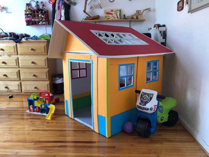 I Made A Little Cardboard House For My Daughter