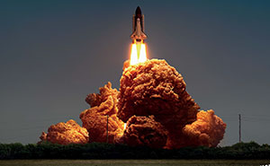 A alguien se le ha ocurrido la idea de usar trozos de pollo frito de KFC como explosiones, y se merece un ascenso