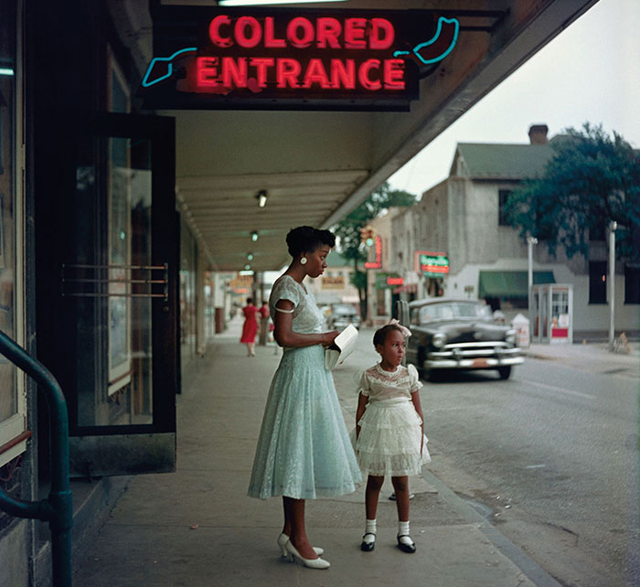 20 Rarely Seen Photos Of America In The 1950’s Show How Different Life Was Before