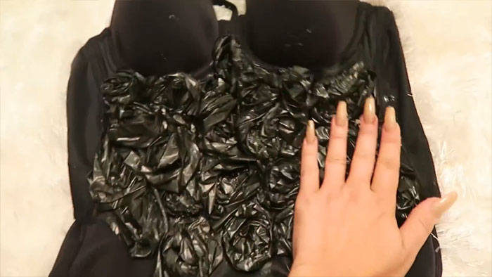 This Girl Made A Trash Bag Prom Dress For 'When Someone Calls You Trashy', And The Result Will Blow You Away
