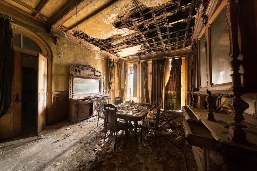 Wonderful Pictures Of Abandoned Places