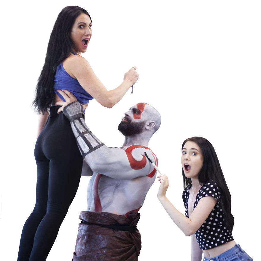Bodybuilder Body Painted As God Of War