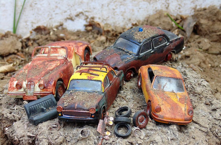 diecast car diorama