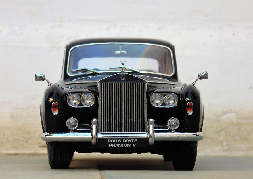 Rolls Royce Phantom In A Miniature Form Rolls Royce Phantom In A Miniature Form