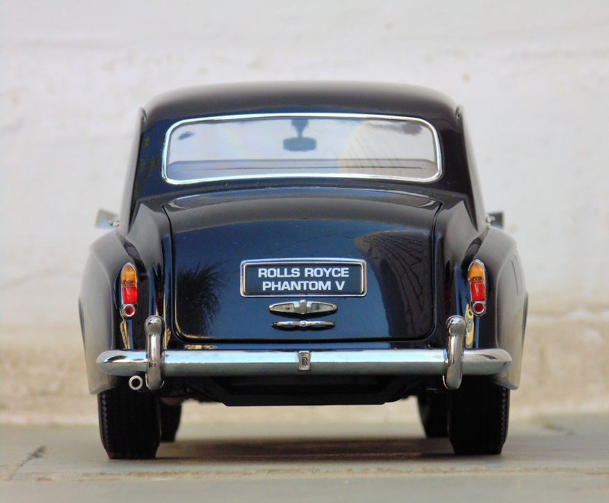 Rolls Royce Phantom In A Miniature Form Rolls Royce Phantom In A Miniature Form