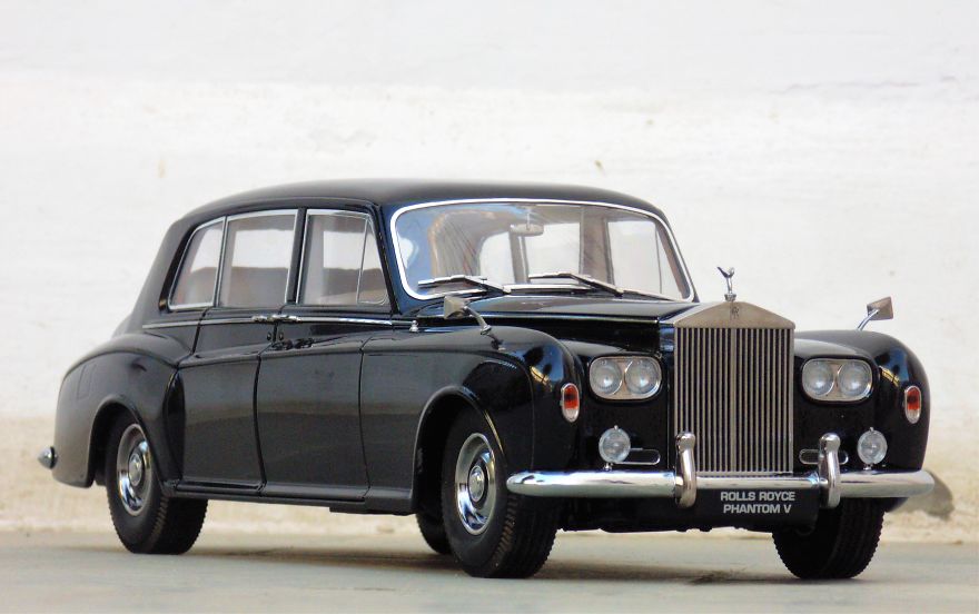 Rolls Royce Phantom In A Miniature Form Rolls Royce Phantom In A Miniature Form