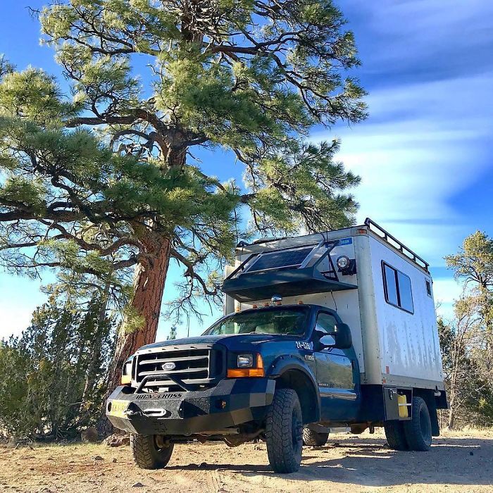 14 Inspiring Stories Of People Who Chose "The Vanlife" And Left Their Conventional Homes Behind