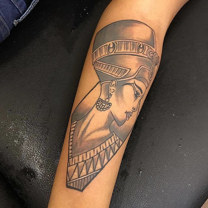 People Are Amazed By This Tattoo Artist's Skill In Understanding His Client's Wish From Such A Bad Sketch