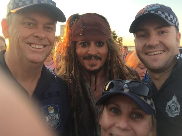 So Johnny Depp Is Walking Around South East Queensland Dressed As Jack Sparrow. Local Police Posted This Selfie
