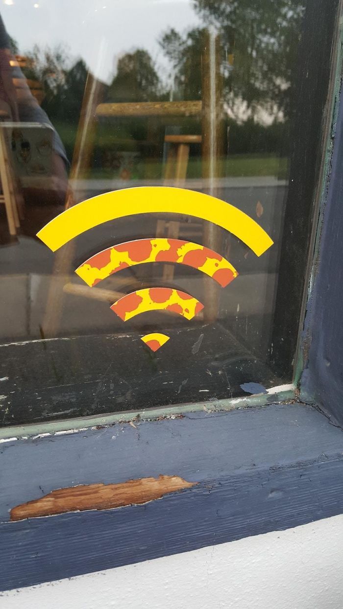 This WiFi Signal Looks Like A Piece A Pizza At My Hometown's Pizzeria