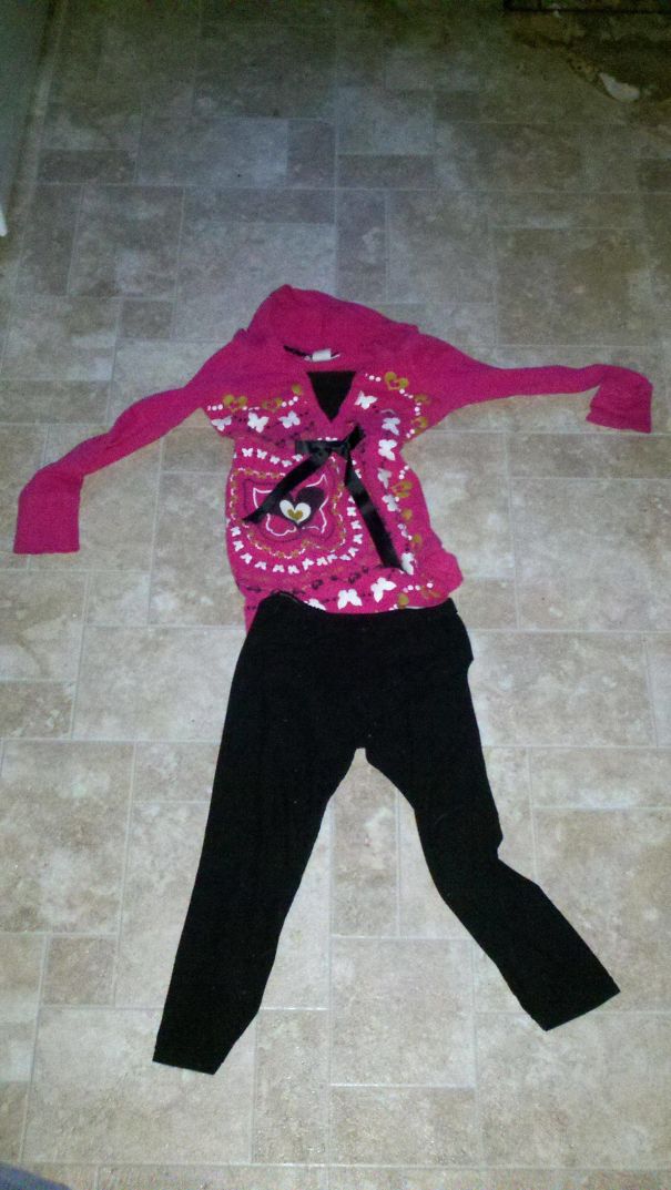My 6-Year-Old Randomly Leaves Her Clothes Like This. She Thinks Its Funny But It Freaks Me Out