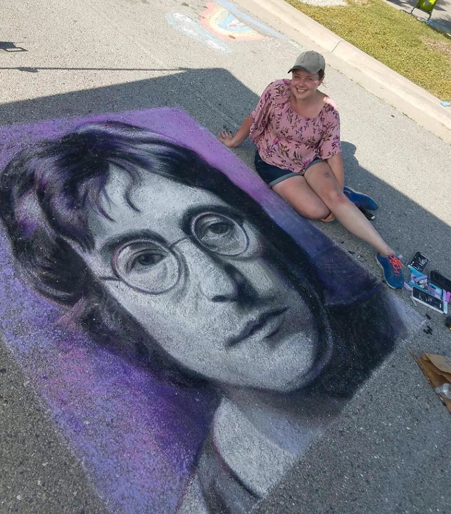 7 Hours Of Chalking In 2 Minutes: Chalk Portrait Of John Lennon Time-Lapse